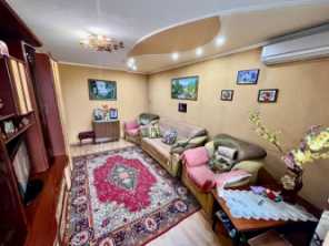 Продается Квартира, Молодежная, 5а, район Ленинский, г. Донецк, Донецкая Народная Республика, Россия