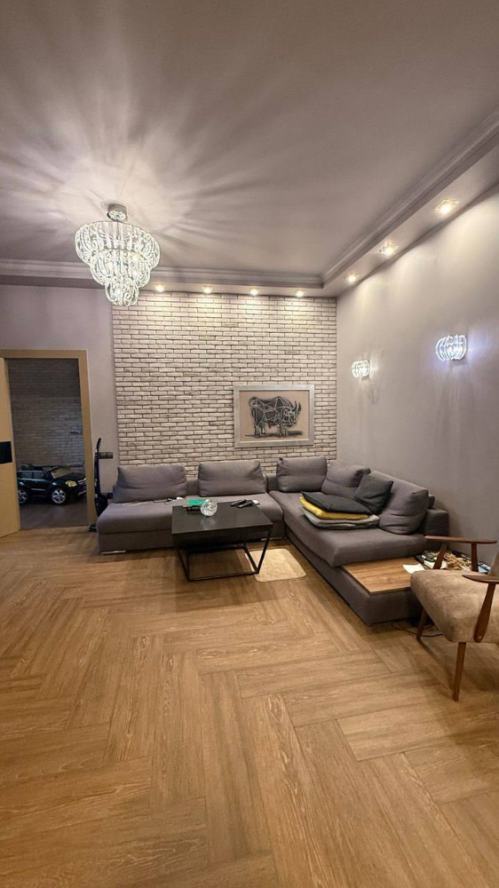 Продается Квартира, б Пушкина 80, район Ворошиловский, г. Донецк, Донецкая Народная Республика, Россия