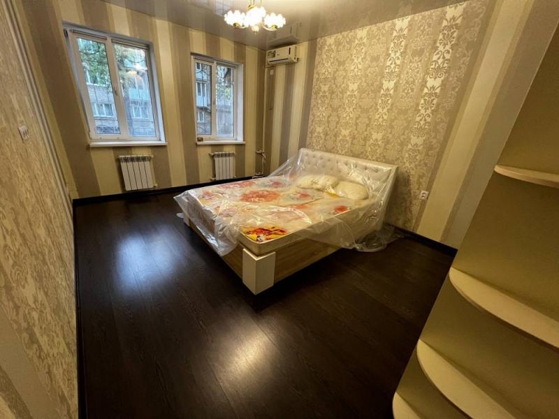 Продается Квартира, Щорса , район Ворошиловский, г. Донецк, Донецкая Народная Республика, Россия