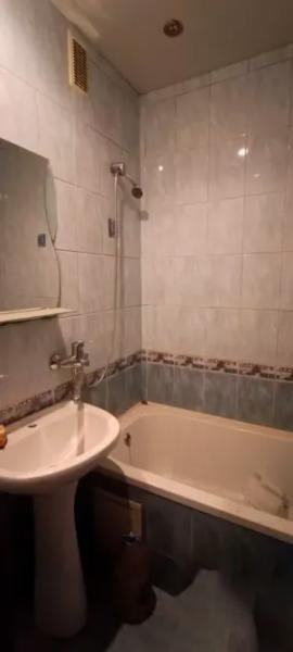 Продается Квартира, кв. Железнодорожный 11, район Макеевка - Центрально-городской, г. Донецк, Донецкая Народная Республика, Россия