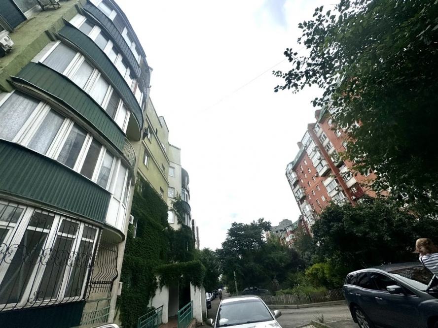 Продается Квартира, Батищева 7а, район Киевский, г. Донецк, Донецкая Народная Республика, Россия