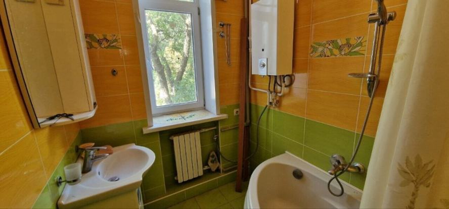 Продается Квартира, Горького 154, район Ворошиловский, г. Донецк, Донецкая Народная Республика, Россия