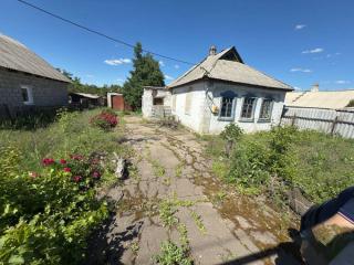 Продается Дом, Красная заря 98, район Кировский, г. Донецк, Донецкая Народная Республика, Россия