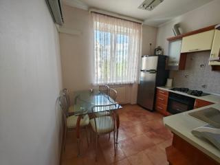 Продается Квартира, Артема 56, район Ворошиловский, г. Донецк, Донецкая Народная Республика, Россия