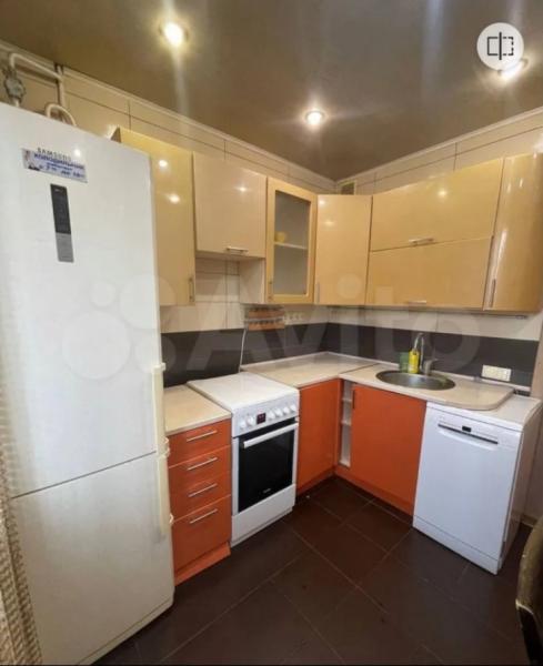 Продается Квартира, квл. Шахтерский 34, район Макеевка - Центрально-городской, г. Донецк, Донецкая Народная Республика, Россия