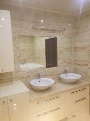 Продается Квартира, Шутова , район Кировский, г. Донецк, Донецкая Народная Республика, Россия
