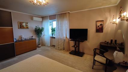 Продается Квартира, Горностаевская 27, район Буденновский, г. Донецк, Донецкая Народная Республика, Россия