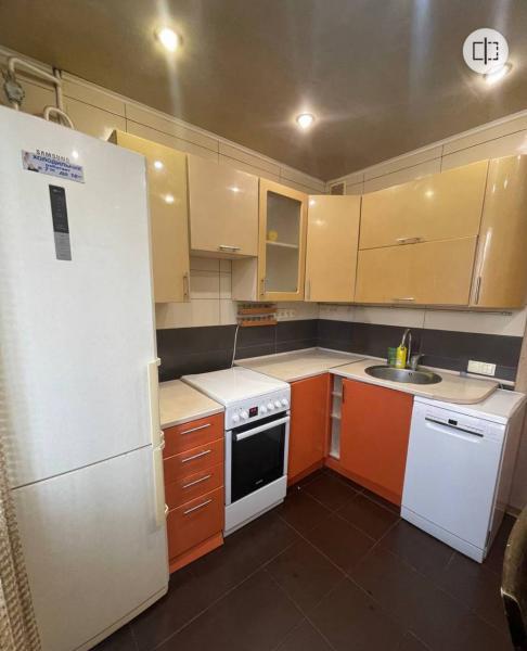 Продается Квартира, кв. Шахтёрский 34, район Макеевка - Центрально-городской, г. Донецк, Донецкая Народная Республика, Россия
