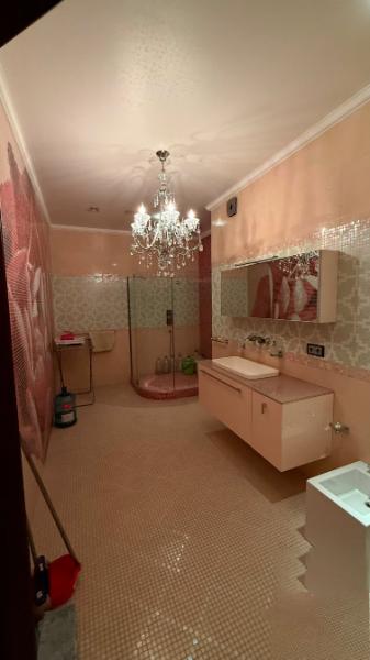 Продается Квартира, пр. Ильича 21а, район Калининский, г. Донецк, Донецкая Народная Республика, Россия