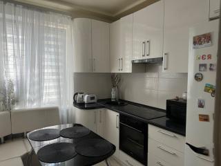 Продается Квартира, Орджоникидзе , район Макеевка - Центрально-городской, г. Донецк, Донецкая Народная Республика, Россия